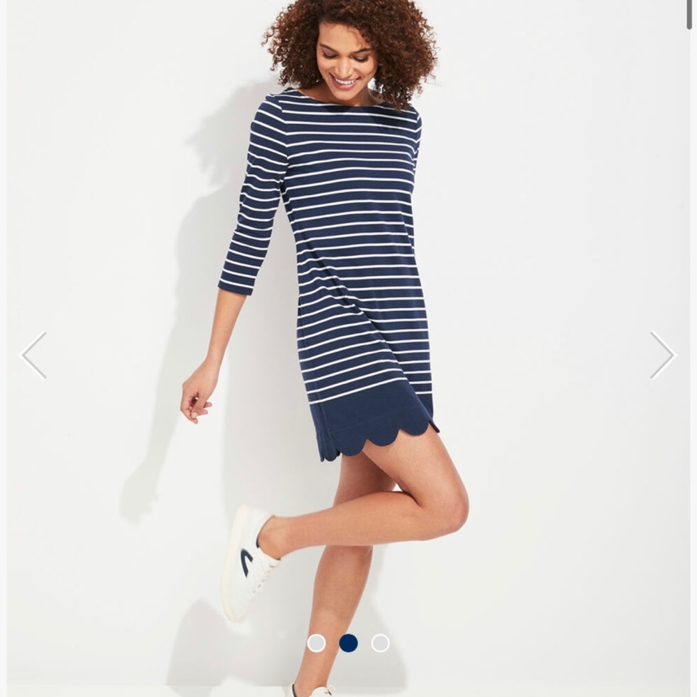Vineyard Vines - M Striped Knit Dress